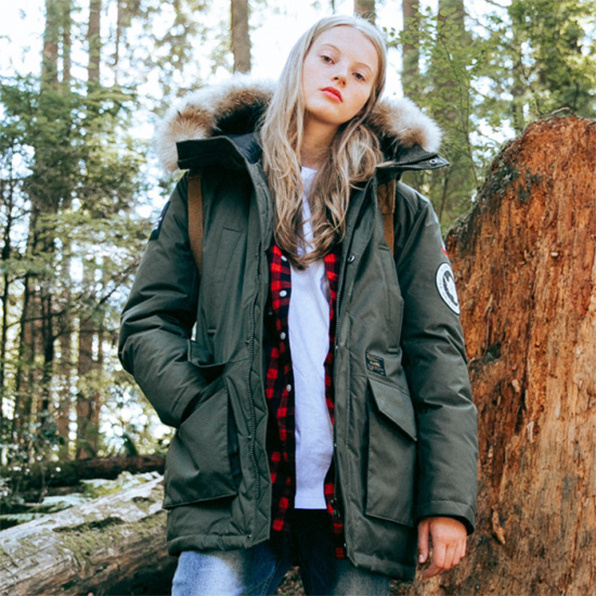 羽绒服男款爆款180斤,搜索男士今年最新款的羽绒服