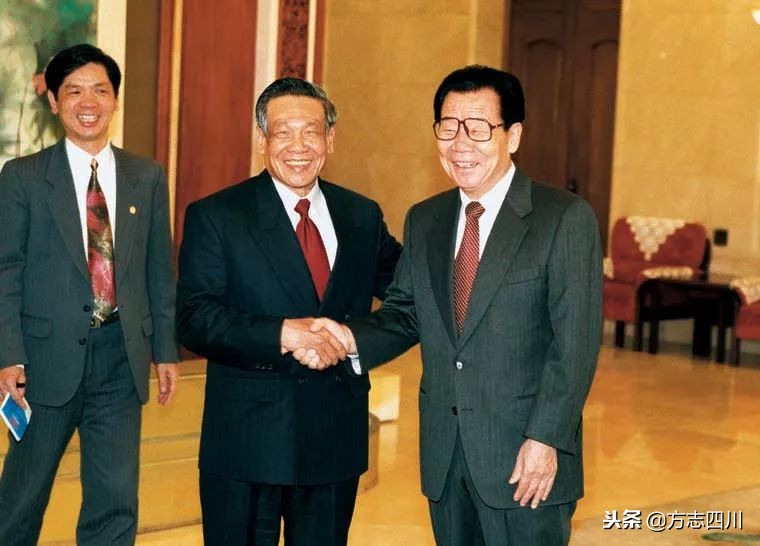 1999年改革开放大事记是什么,1988年四川改革开放大事记