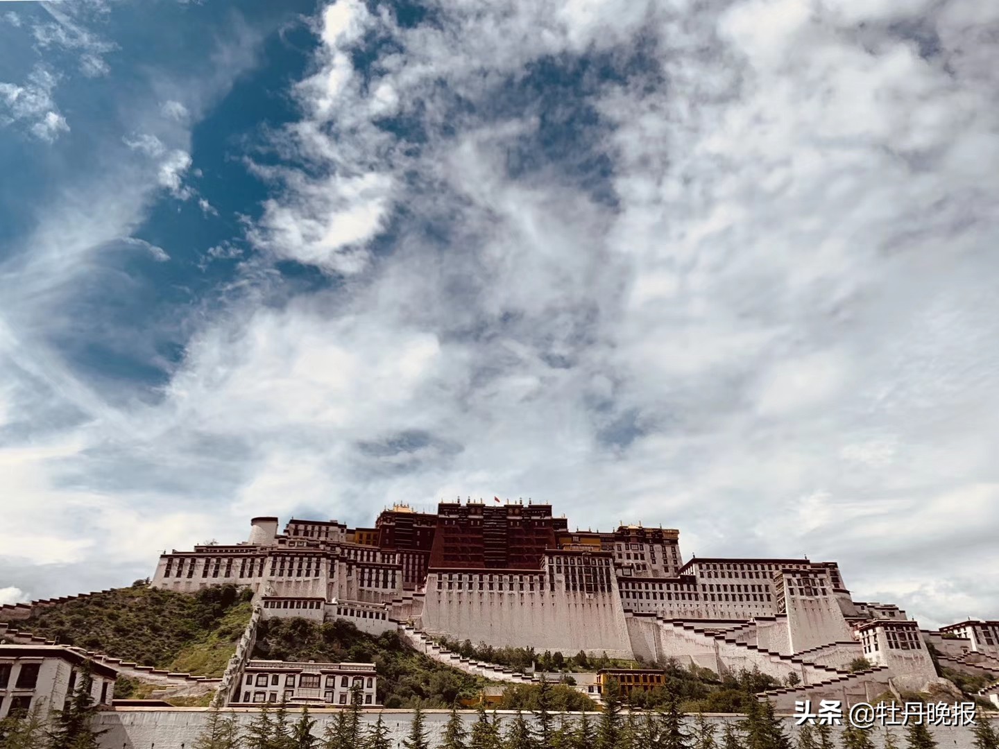 西藏318骑行大学生,骑行g318国道川藏线