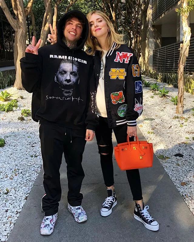 包慌？看宇宙博主们疯狂背什么