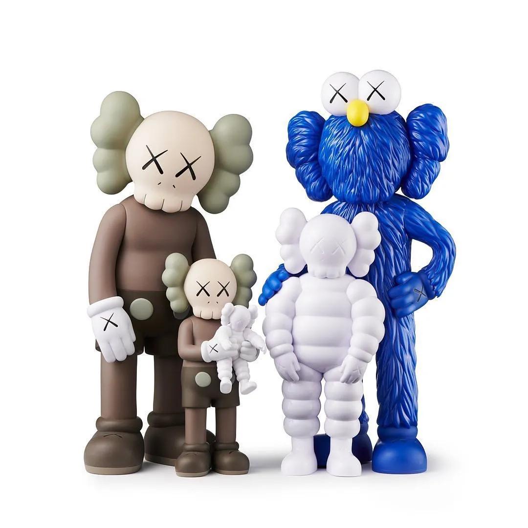 kaws优衣库联名现在有正品吗,kaws跟优衣库