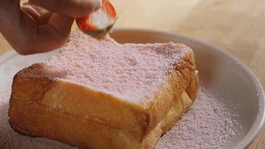 草莓漏奶华,一个没有感情的草莓吃货