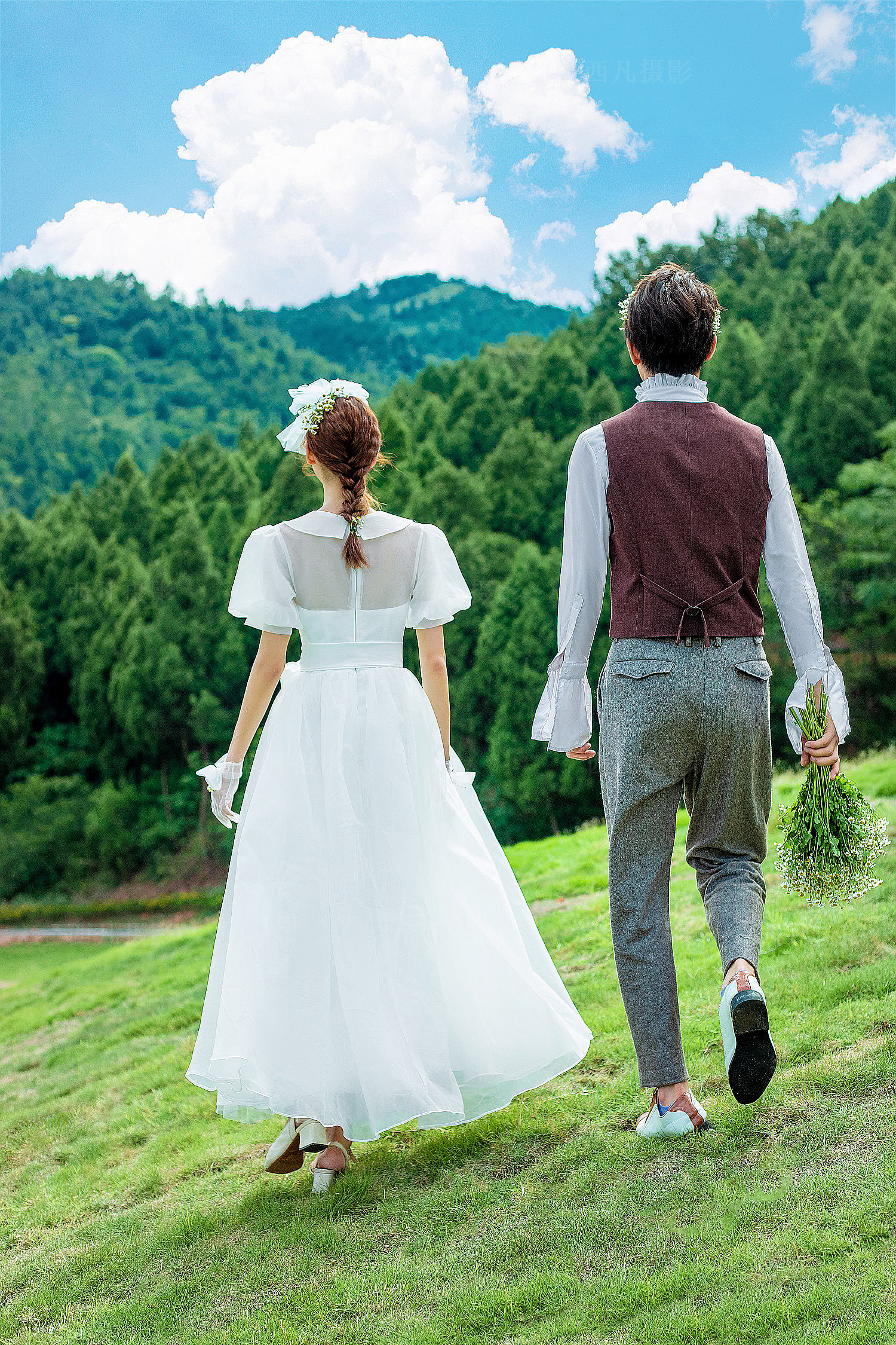 胸小的新娘应该如何穿婚纱