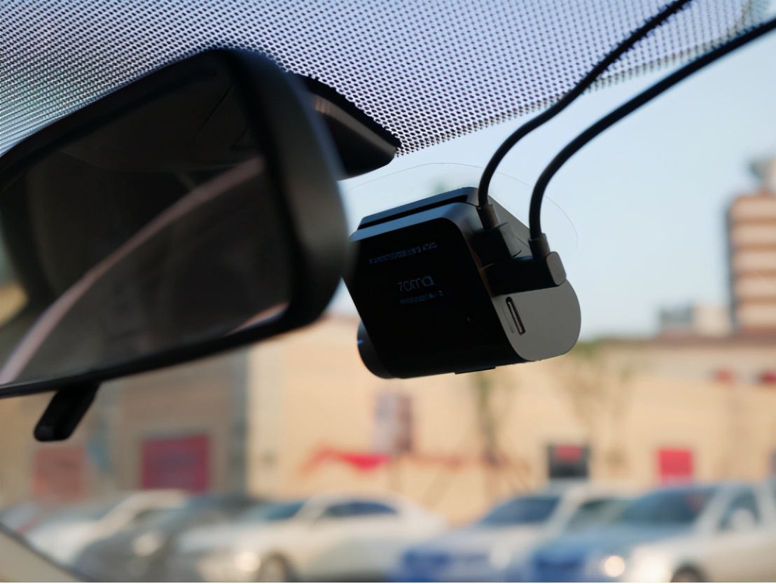 行车记录仪发生刮擦为什么没有了,行车记录仪倒车摄像头坏了