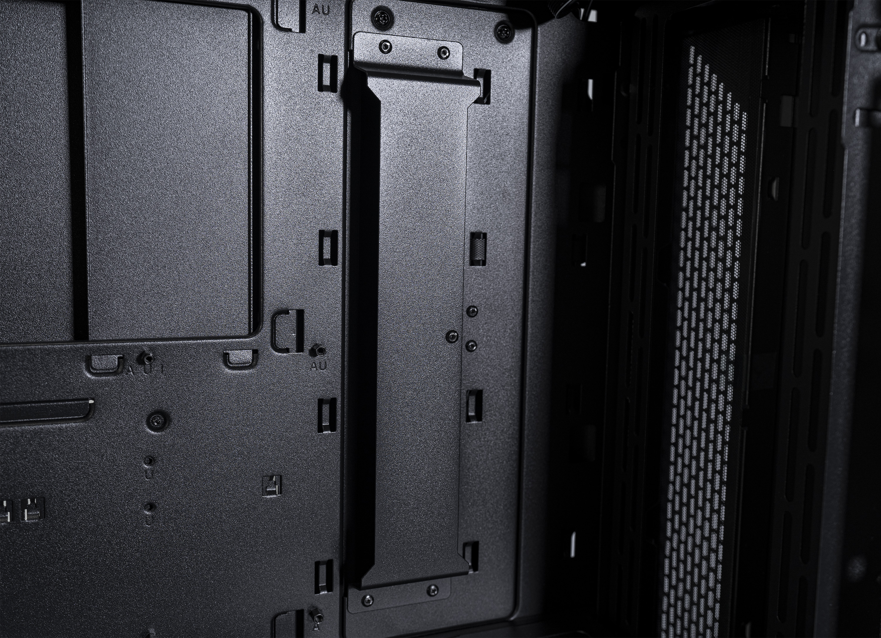 联力鬼斧机箱装机配件推荐,联力鬼斧机箱安装视频