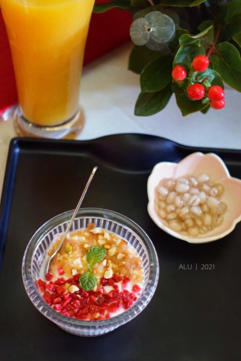 福牛年聚豪客来，厚切牛排加上瀑布芝士，美味翻倍