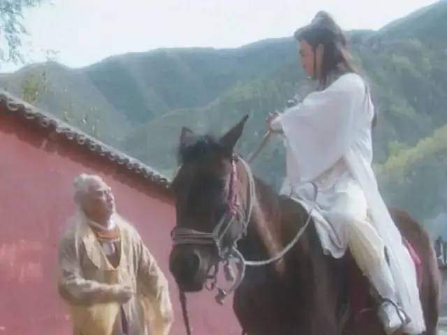 28年前一部巅峰武侠剧,20年前一部有点喜剧风格的武侠剧