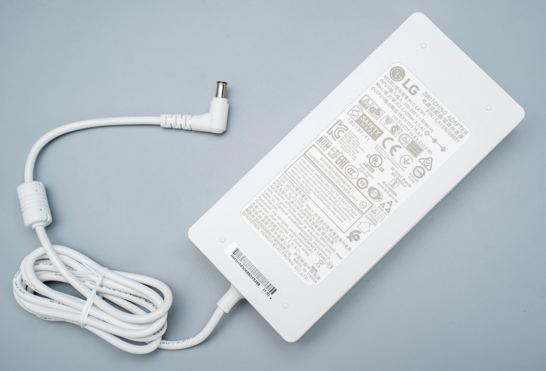 升级4K显示器！LG27UP850测评，Type-C96W反向充电，一线智联