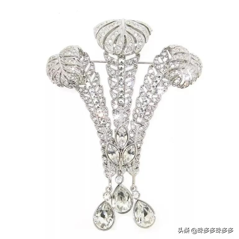 英国王室叶子胸针,威尔士胸针