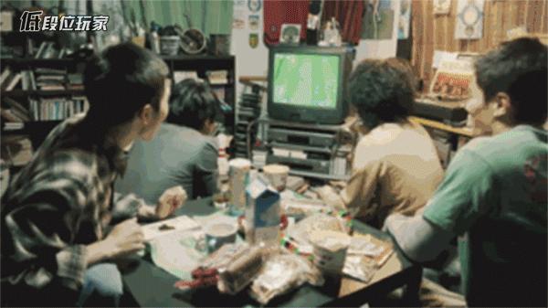 fifa和实况足球哪个更好用,fifa和实况足球的进化史