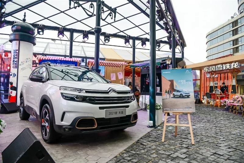 半年特辑｜东风雪铁龙站在“刀锋”上