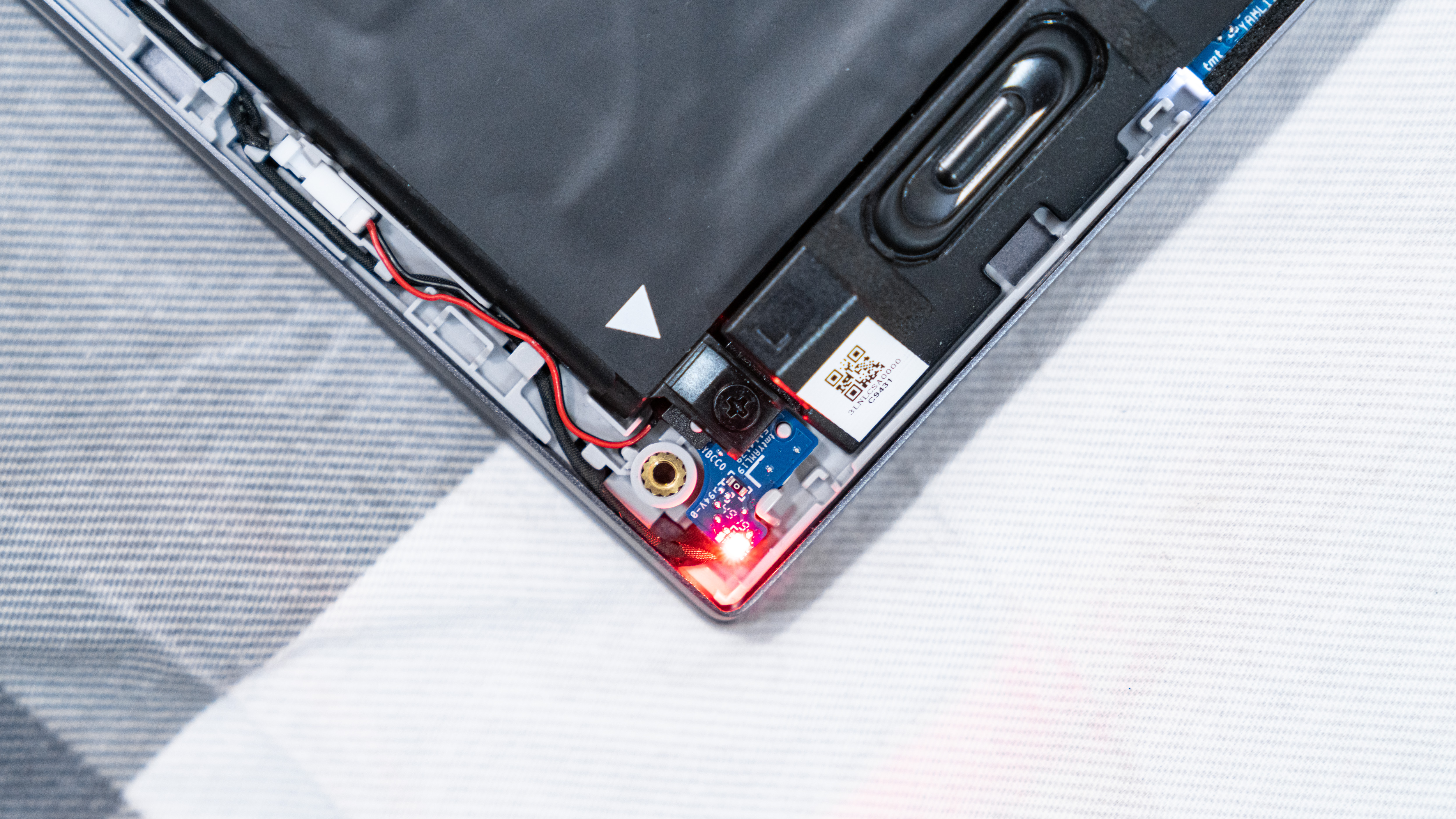 雷神911pro高端笔记本,雷神911pro可以玩的游戏