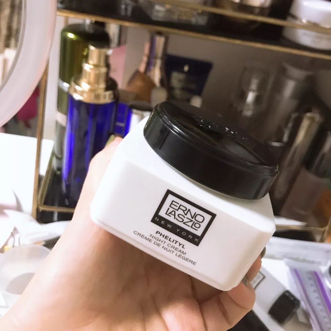 17岁怎么护肤变好看,水嫩嫩的护肤方法