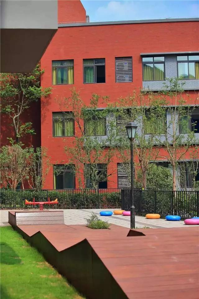 重庆两江人民小学排名第几,重庆小学最新排名一览表