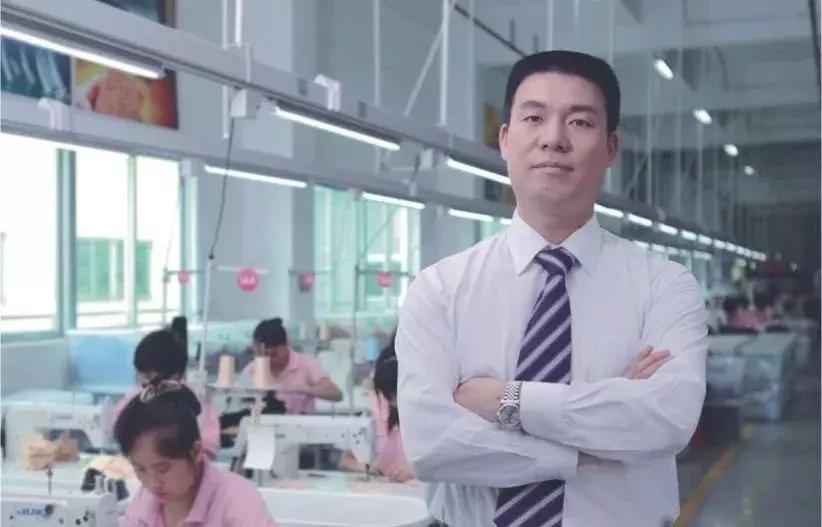 保安逆袭成「内衣大王」，最懂女人的他这次能否涉险过关？