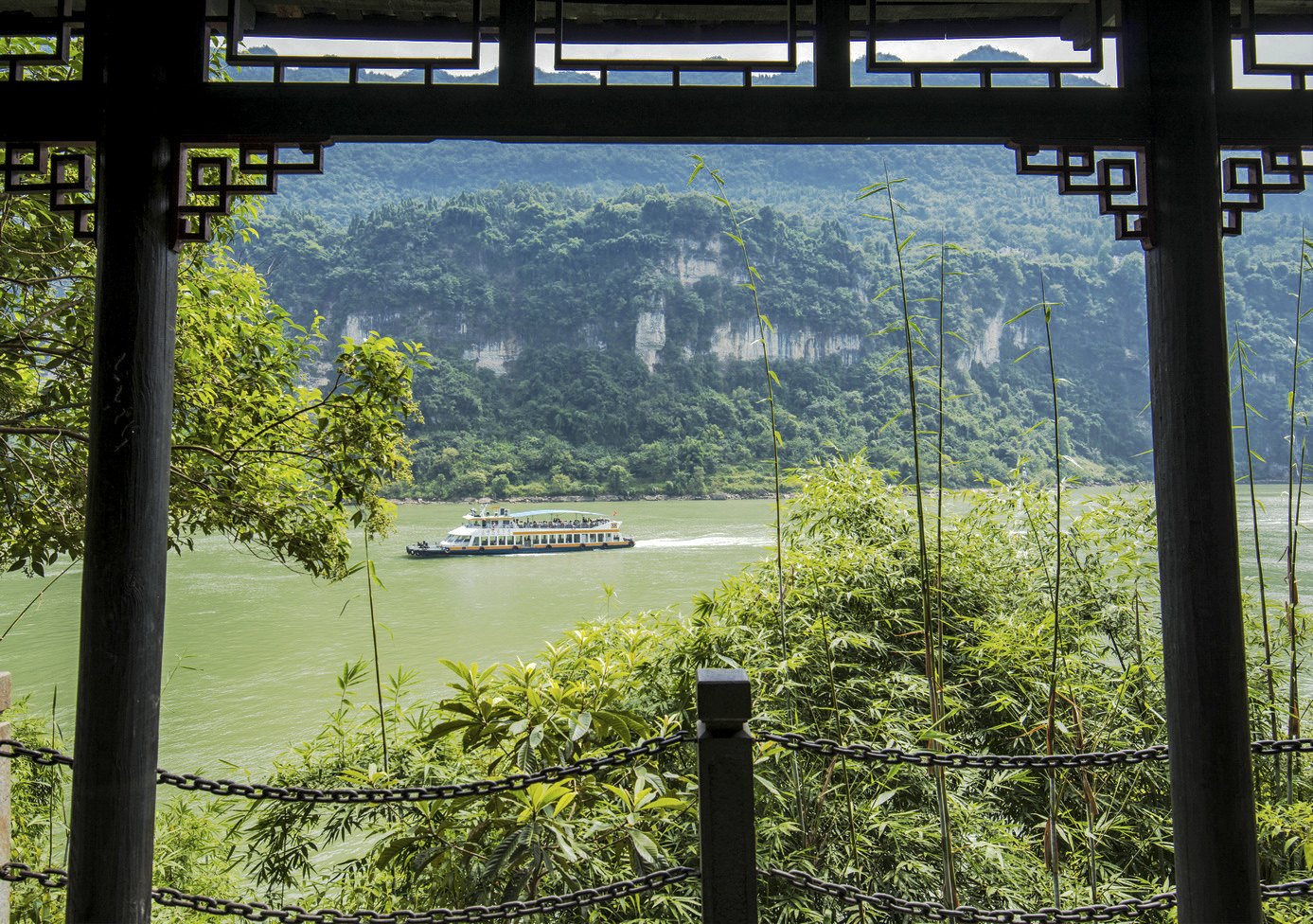 西陵峡风景区和三峡人家哪个好玩,三峡人家和西陵峡哪个景点值得去