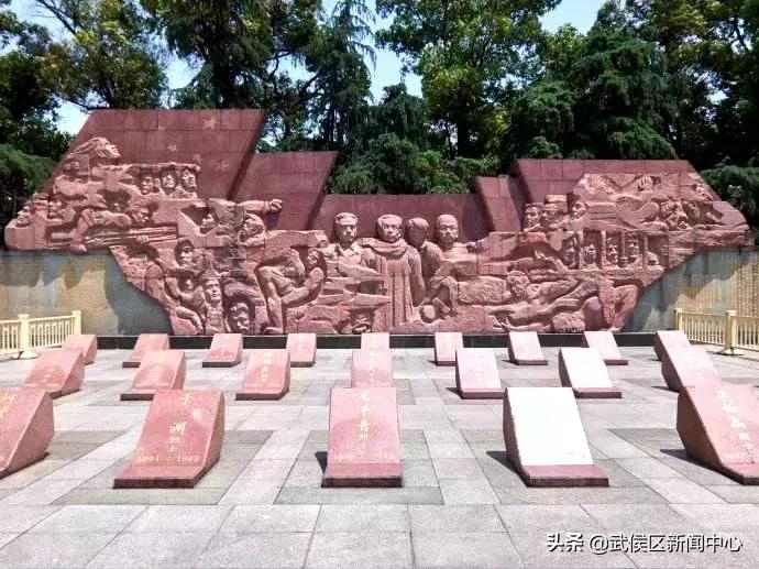 成都地铁2号线沿途景点,成都地铁三号线沿途有哪些景点