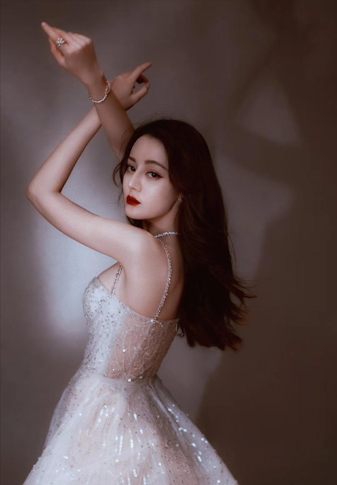 杨洋迪丽热巴新戏你是我的荣耀,迪丽热巴杨洋你是我的荣耀最新