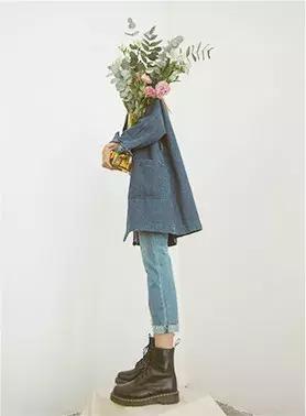 外滩惊现天价「奶盖雪蟹」，比宝马还贵