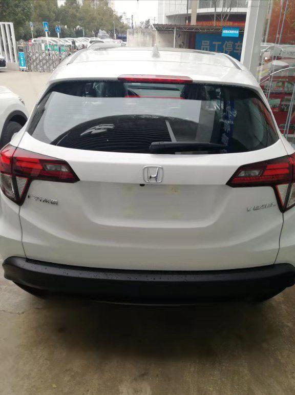 4s店买车送的镀晶靠谱么,新车4s店都给镀晶吗