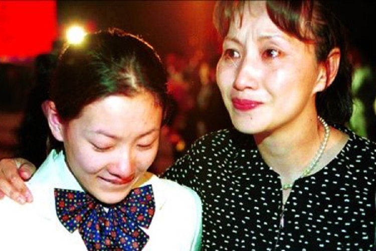 跳水员伏明霞照片,跳水冠军伏明霞个人简历