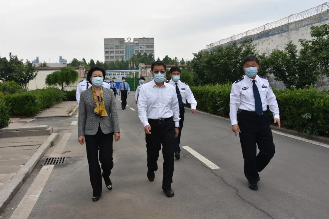 戒毒局领导到司法所调研,戒毒管理局调研组