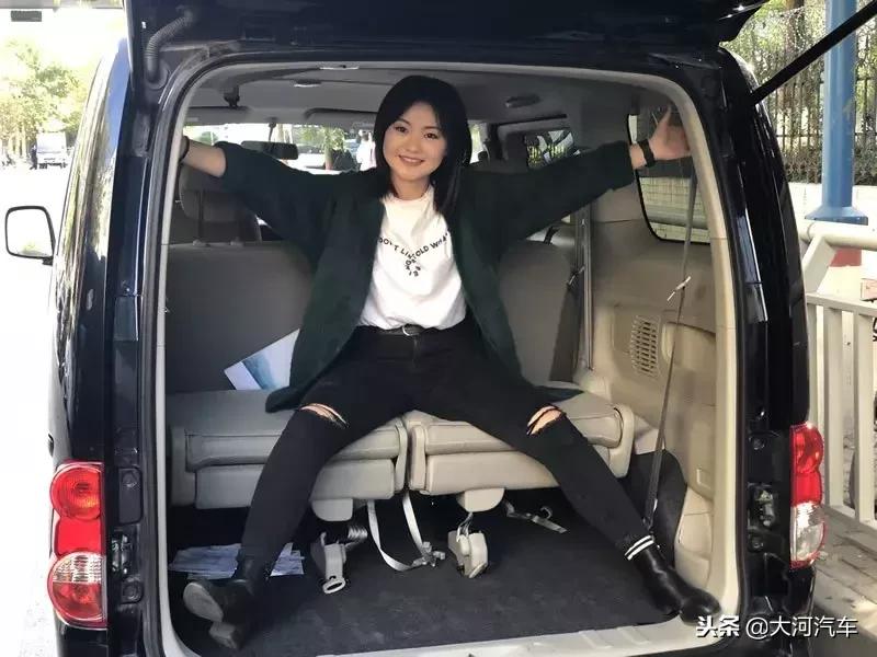 nv200驾驶感受对比面包车,nv200超车和爬坡