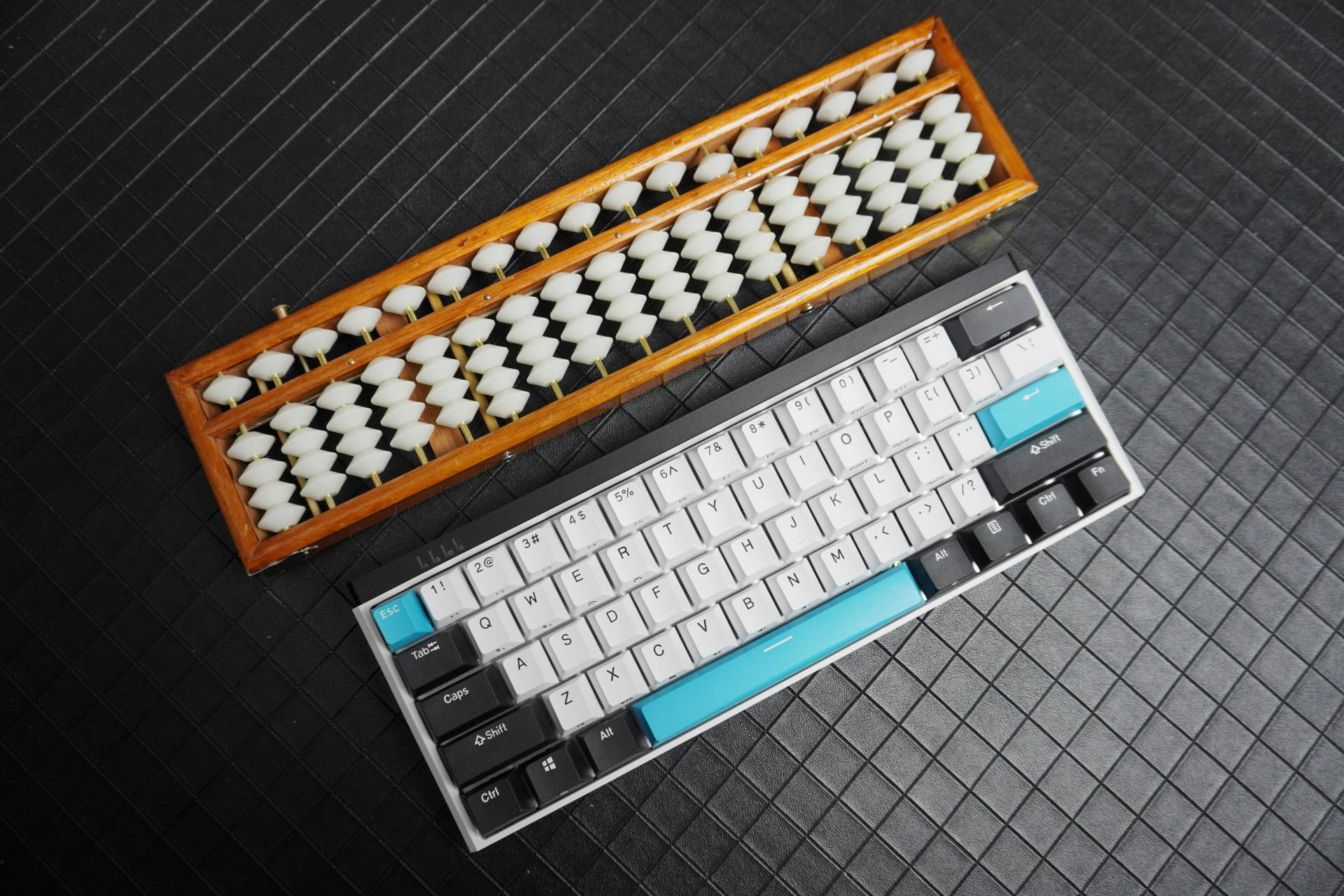 工作键盘小型推荐,值得入手的随身键盘