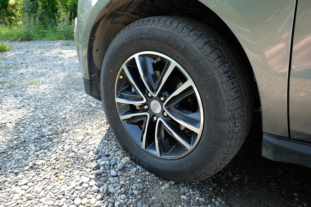 人生的第一台汽车？试驾吉利远景家族