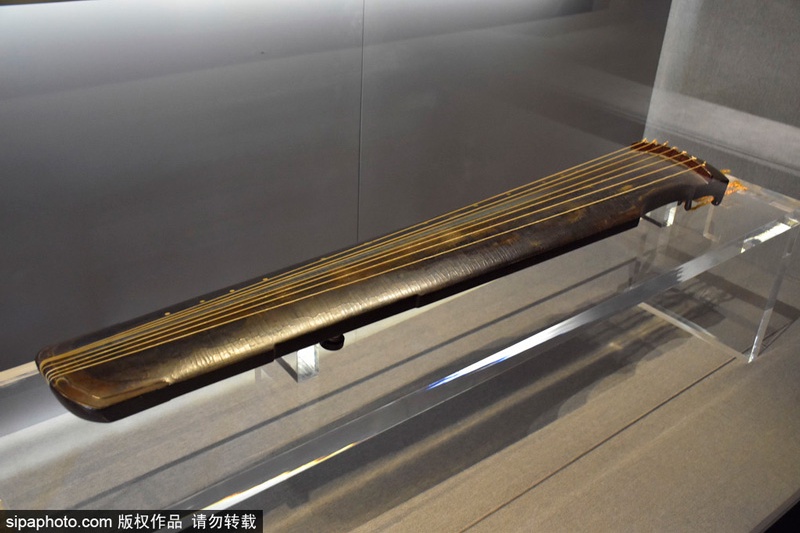 新国门“兴”世界开放之旅:大兴国际机场—钧天坊古琴基地—同仁堂零号店