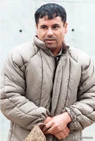 全球十大恶人榜榜首，号称“本拉登第二”，却2次成功越狱