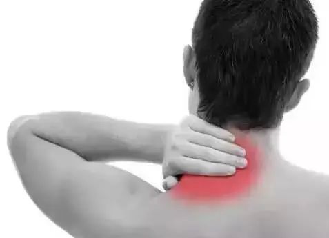 一招消除落枕,4个小妙招缓解落枕痛