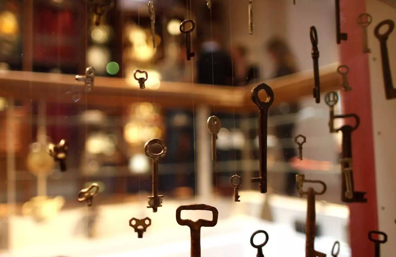 情侣一直冷战时的正确处理方式,情侣之间如何打破冷战应该说什么