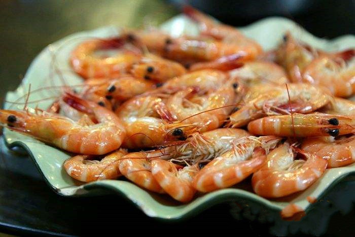 记住“冷蟹热鱼，凉贝温锅虾”，看到海鲜不用愁，人人夸你是大厨