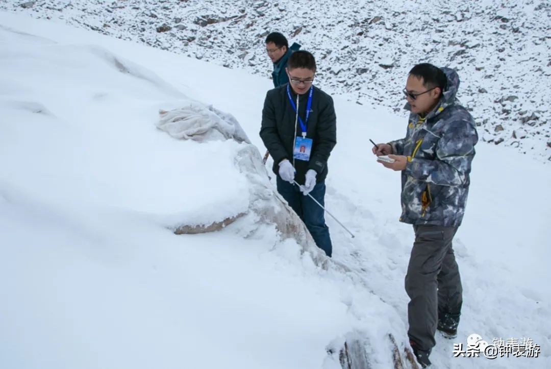 艾米龙冰峰系列冰川蓝腕表,艾米龙冰峰系列手表