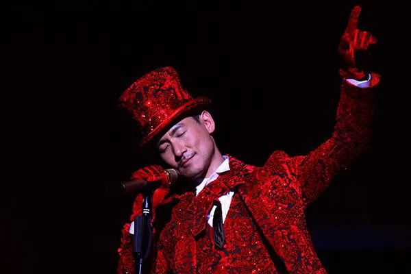 谁能和梁朝伟抗衡影帝,香港演员说梁朝伟