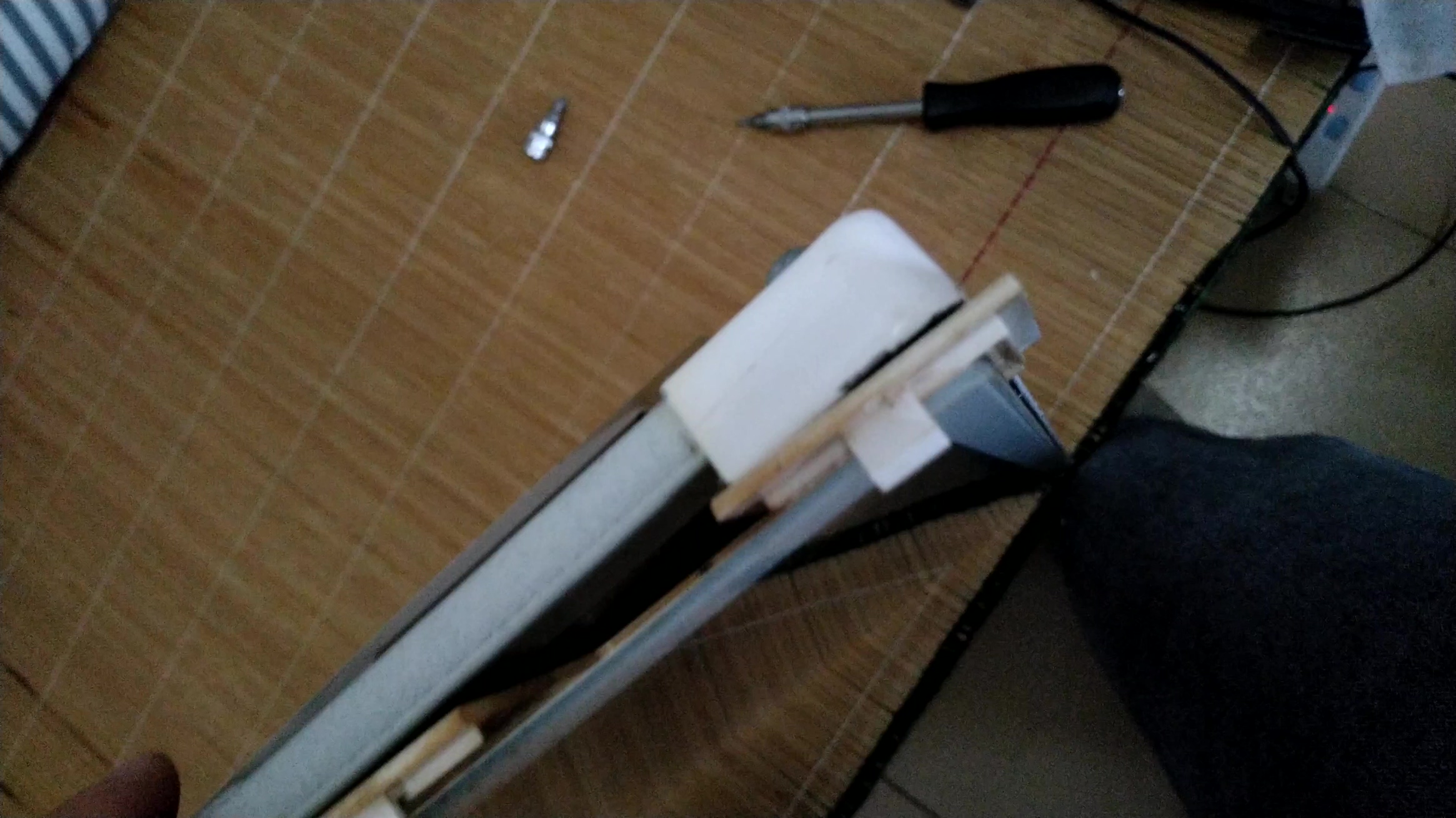 aoc显示器24w80p怎么拆,aocq3208vwg显示器怎么样