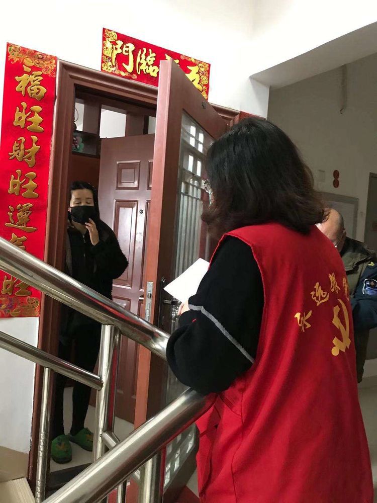 抗疫优秀党务工作者事迹,抗疫一线党员典型报道