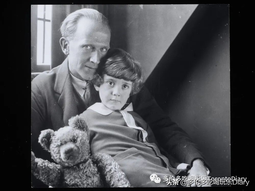 提前探~一分钟带你游遍多伦多“WinniethePooh”展览