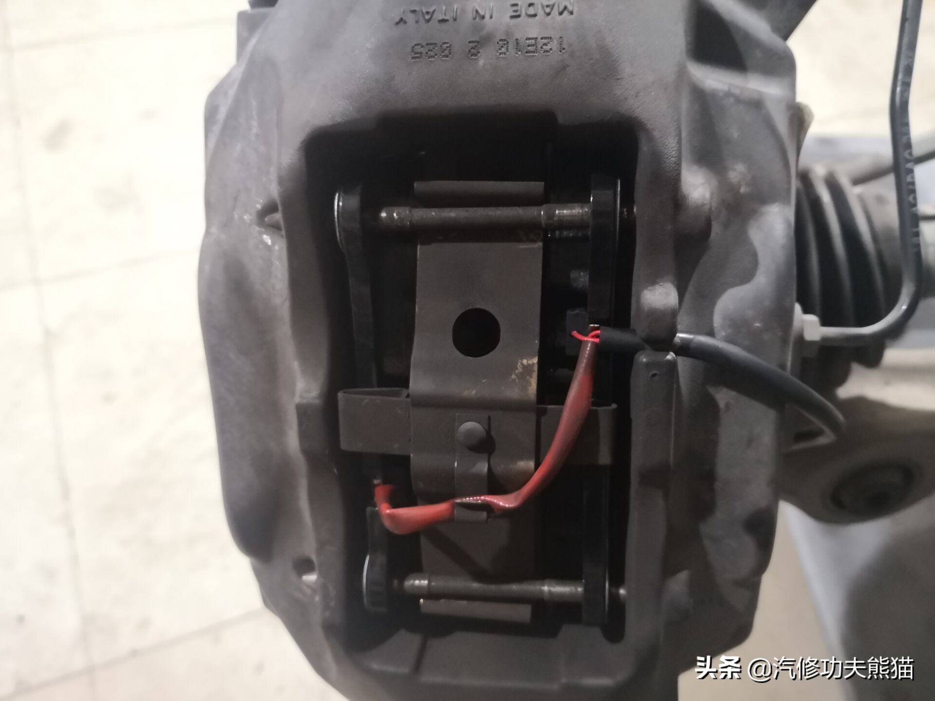 能拉动波音747的大众神车途锐烧机油治理，修完了又可以拉飞机了