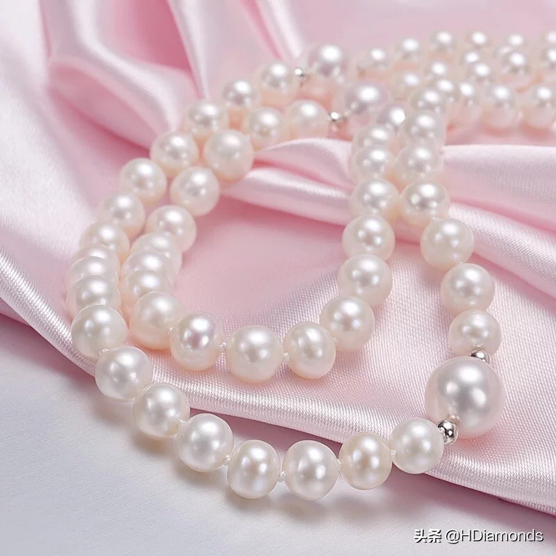 今年最火的毛衣链珍珠,2023最新款珍珠毛衣链