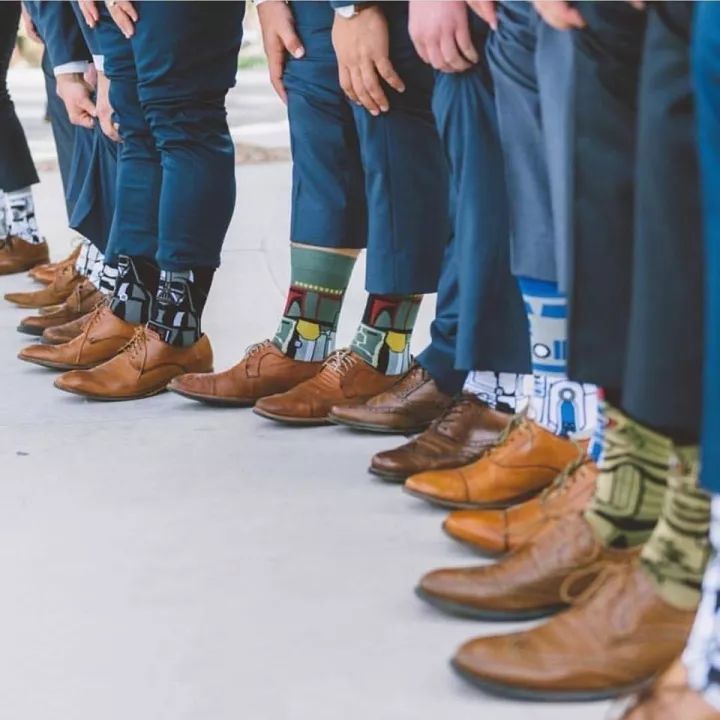 低帮鞋显个子高还是高帮鞋显高,低帮鞋和高帮鞋哪个更适合打球