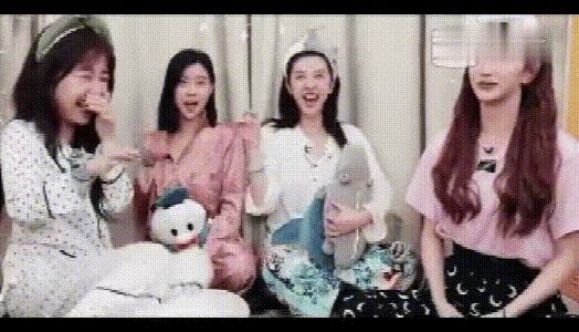 虞书欣对赵小棠撒娇,当赵小棠遇到虞书欣