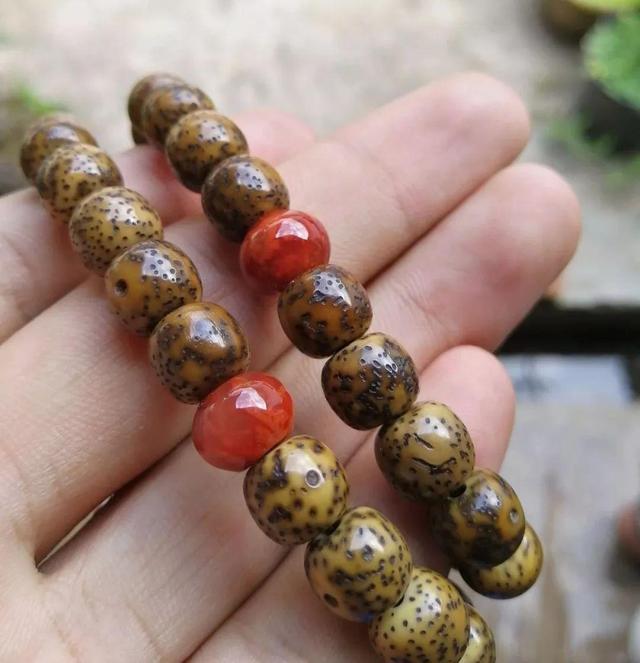 文玩手串保养太麻烦？学会这7个守则，所有文玩手串都适用