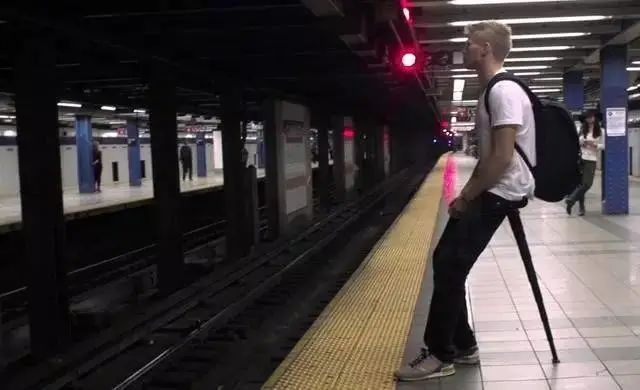 异物进入直肠?先别嫌丢人,赶紧去看医生吧