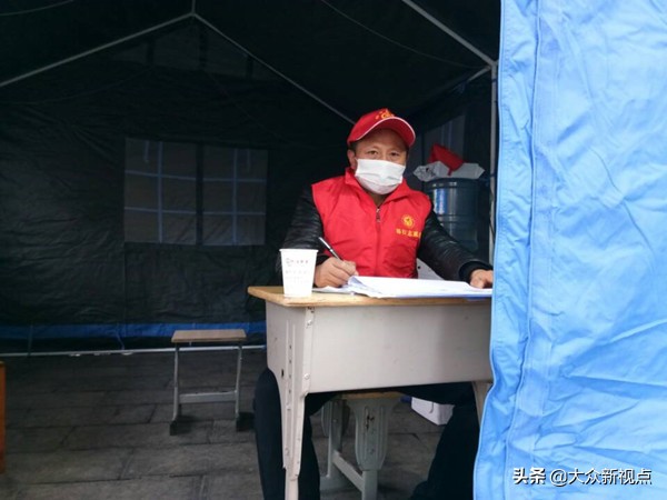 疫线逆行书写使命担当,战疫一线逆行者的担当与风采