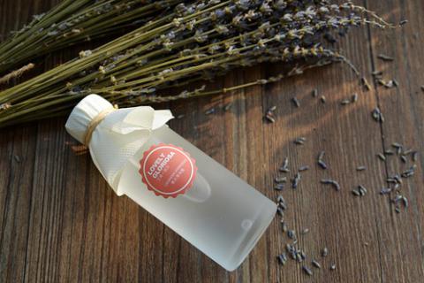 祛痘痘祛痘印精油,治疗粉刺痘痘的草药有哪些