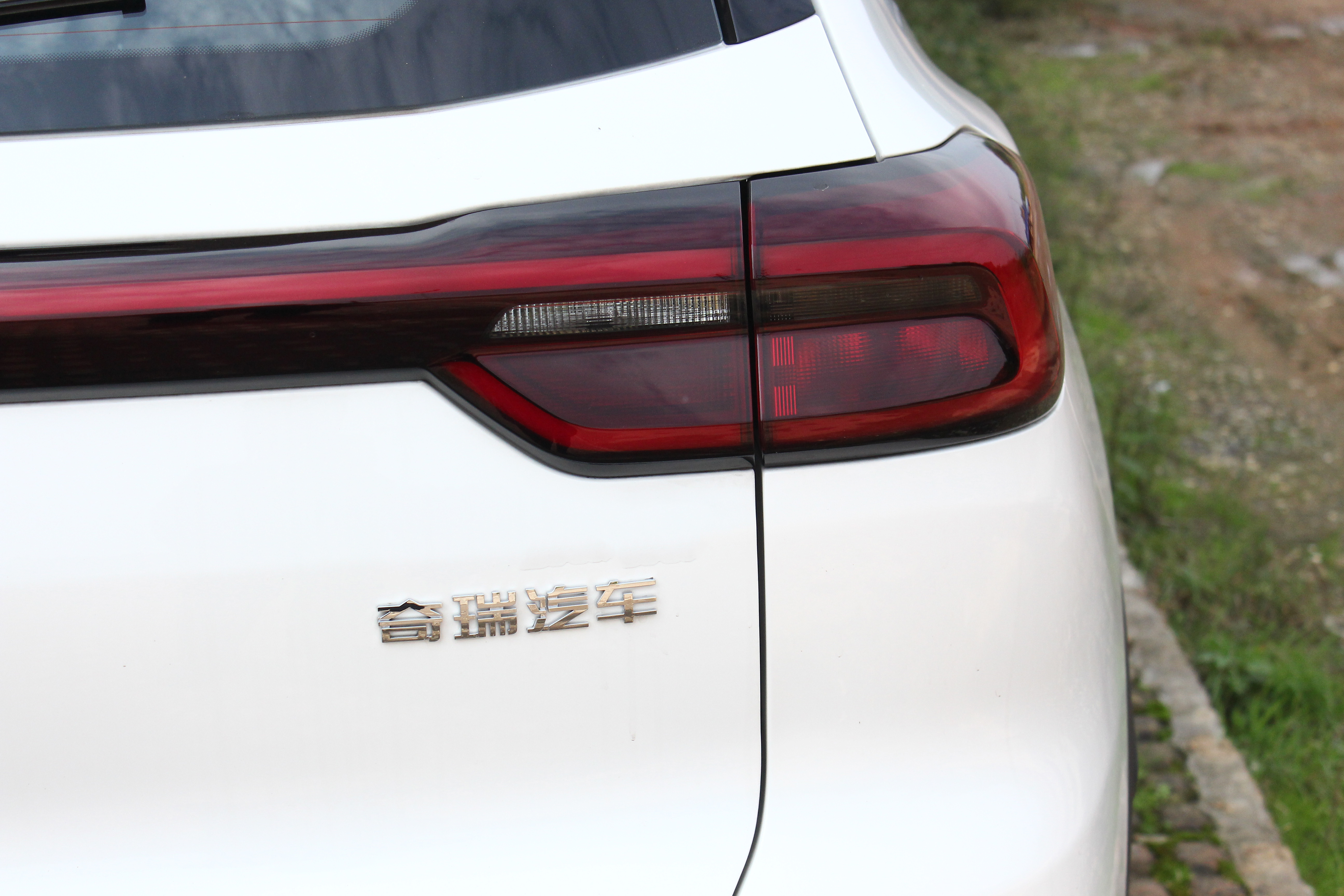 瑞虎8缺点有哪些,瑞虎8空间大吗