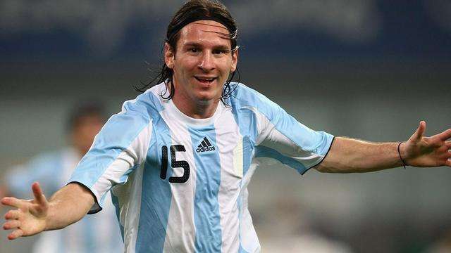 梅西这两年怎么有领袖气质了,梅西的巅峰时刻保持了几年