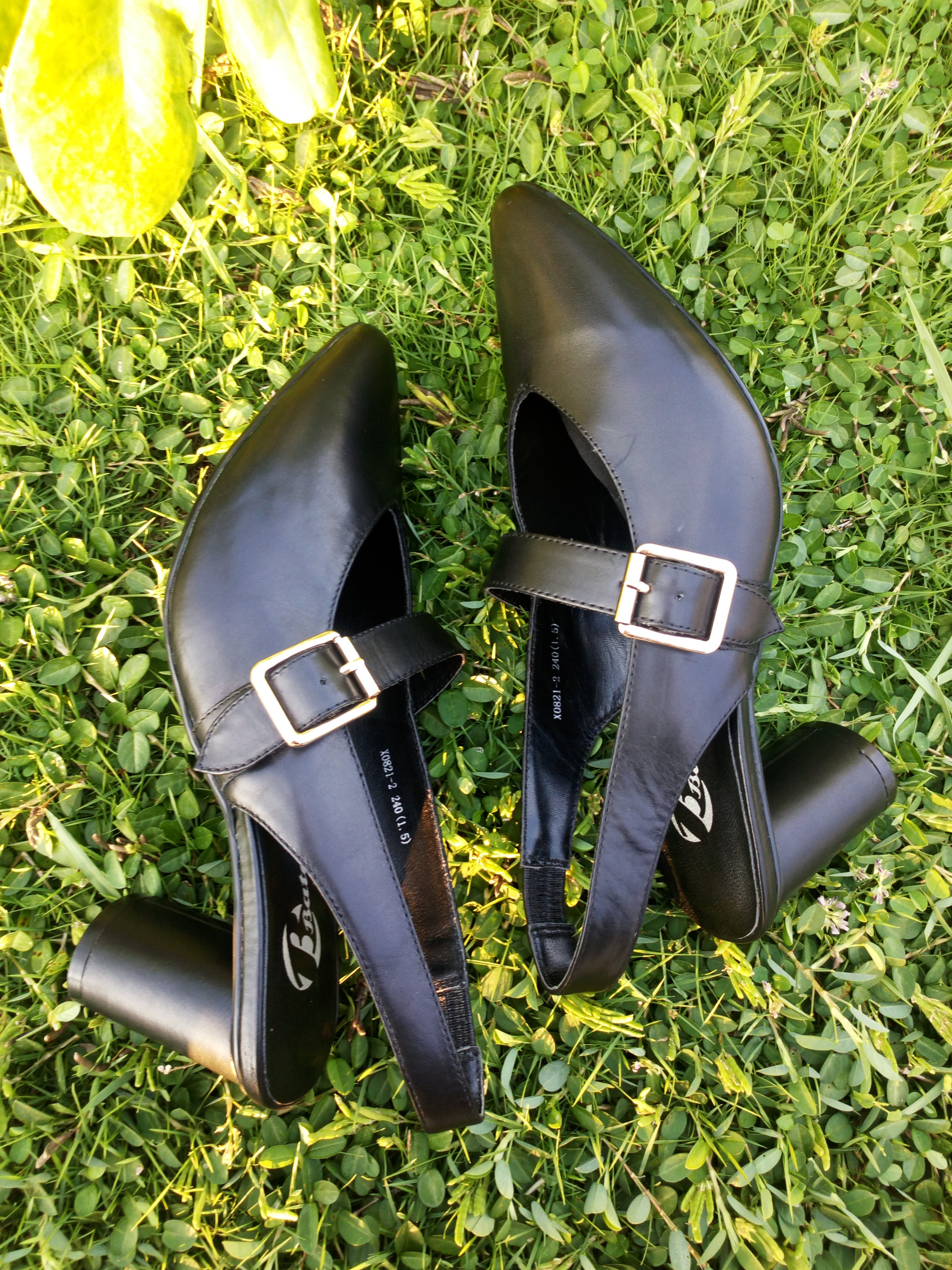 拔佳女鞋专柜和线上有区别吗,拔佳女鞋官方旗舰店是正品吗